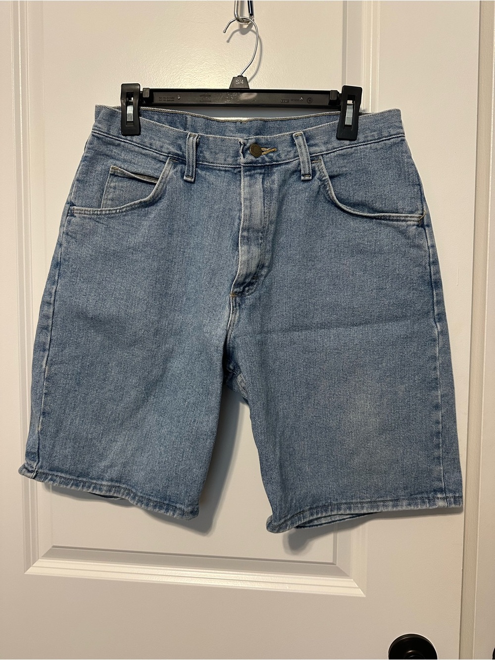 Wrangler Denim Jean Shorts size 32